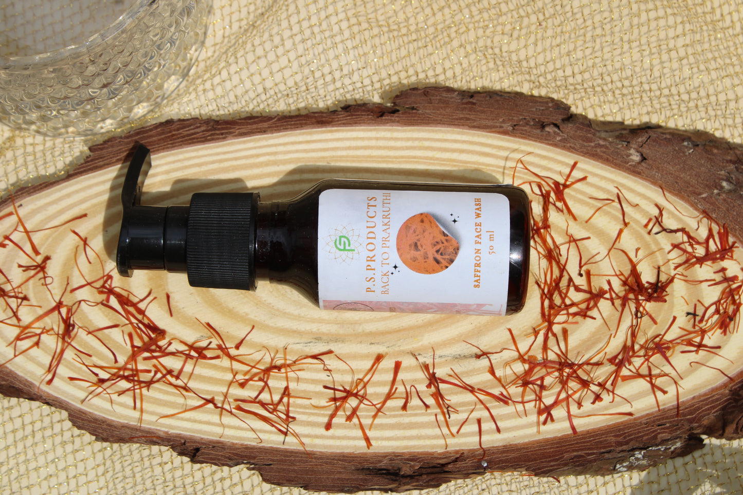 41.0 SAFFRON FACE WASH